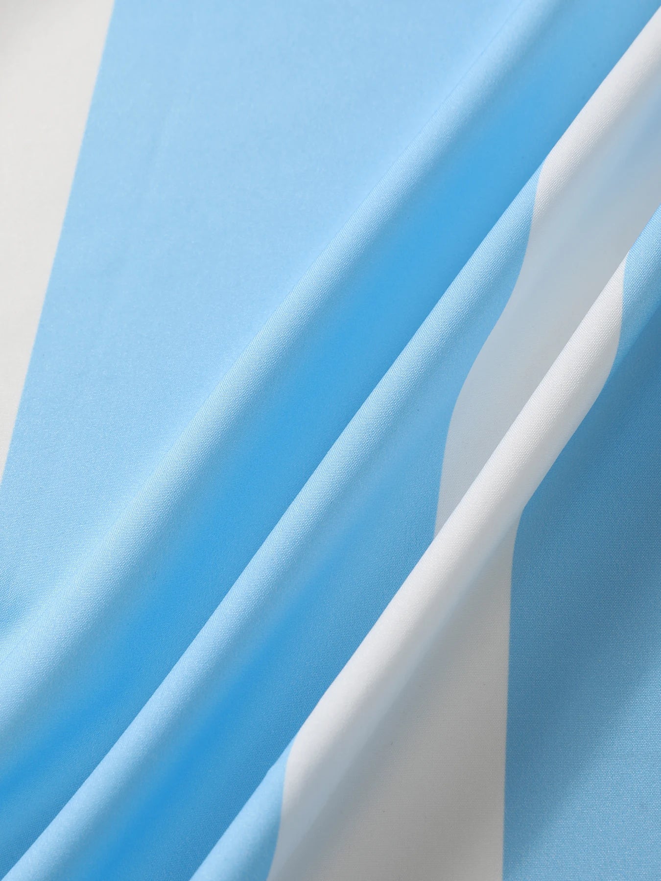 2-Piece Printed Men's Summer Short-Sleeved Button-Down Shirt and Pants Set